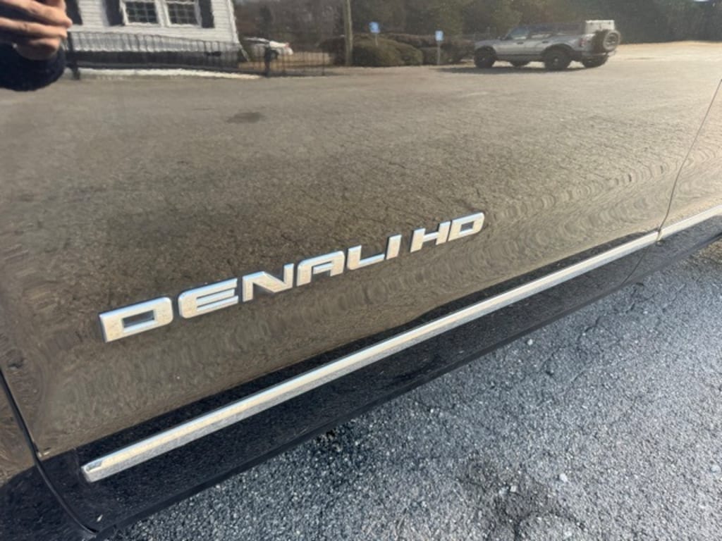 Used 2015 GMC Sierra 2500HD Denali Truck Crew Cab