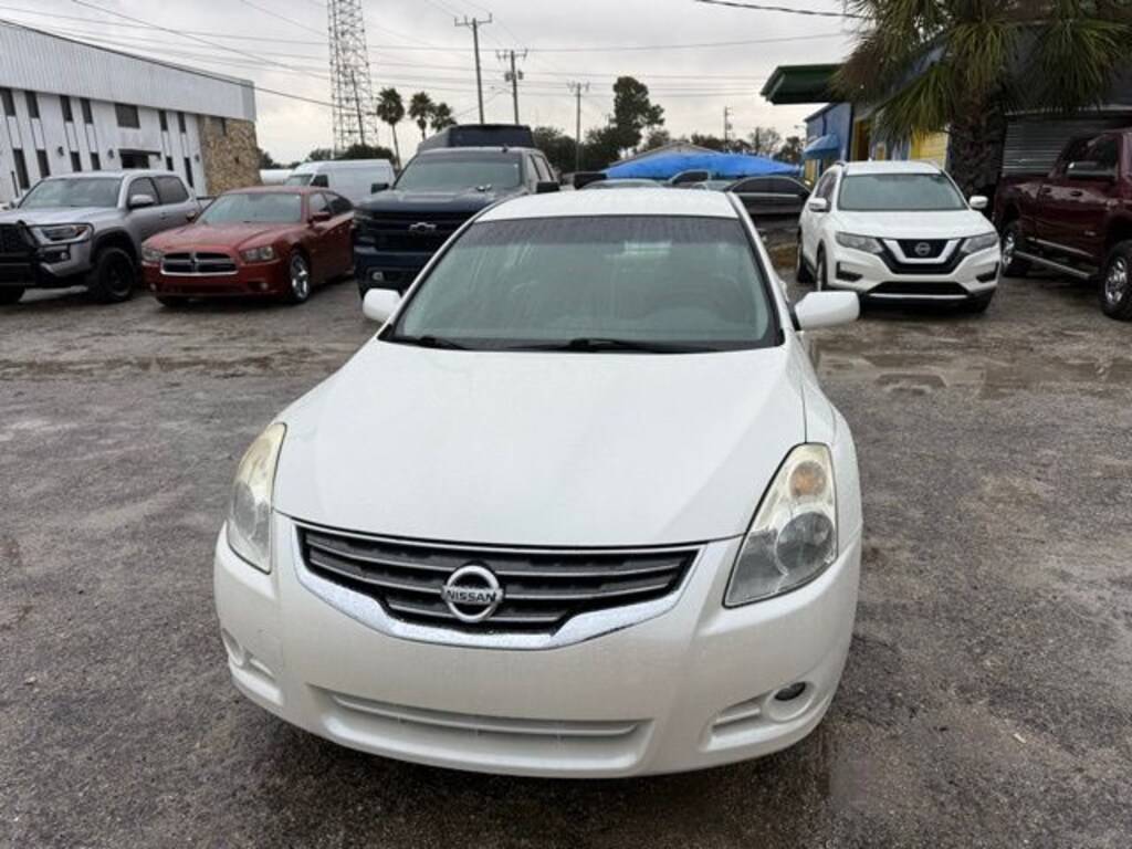 Used 2010 Nissan Altima 2.5 S Sedan