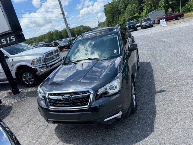 2018 Subaru Forester 2.5i Touring photo 2