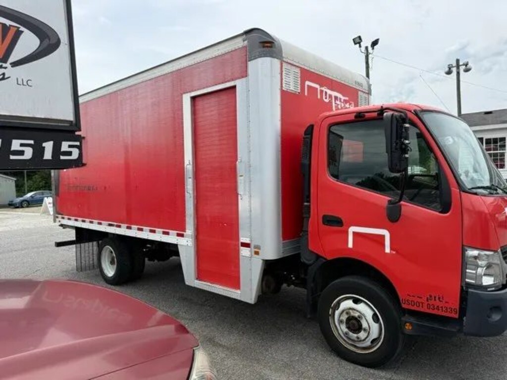 Used 2018 Hino 195 195 Pickup