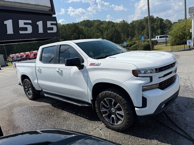 2021 Chevrolet Silverado 1500 RST photo 3