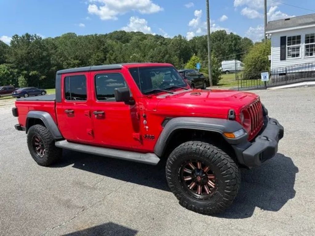 Used 2020 Jeep Gladiator Sport Truck Crew Cab