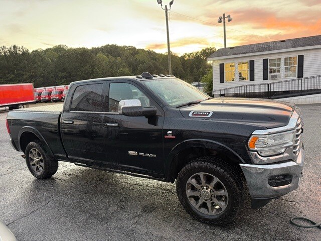 2019 Ram 2500 Longhorn photo 3