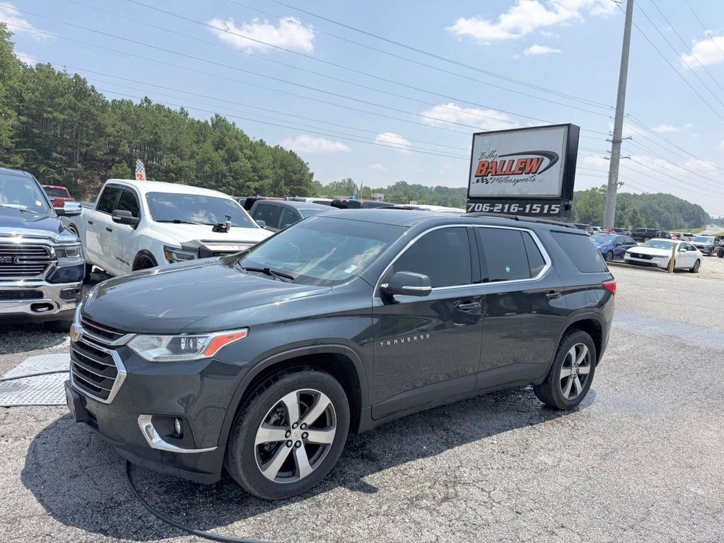 Used 2021 Chevrolet Traverse LT Leather SUV