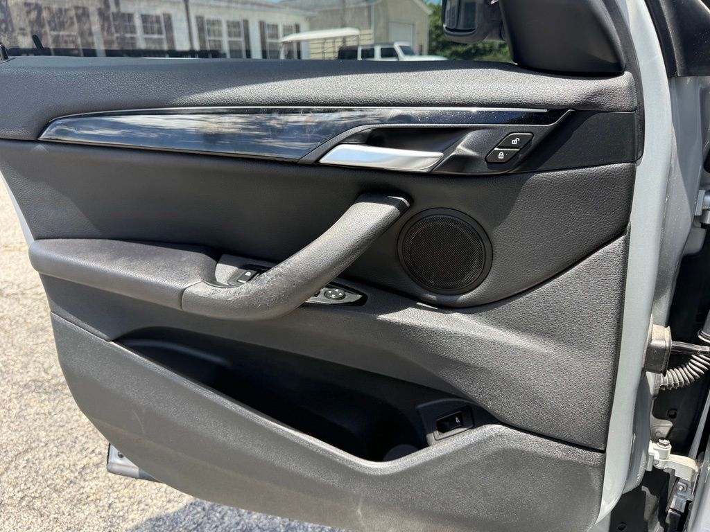 2018 BMW X1 28i - Photo 7