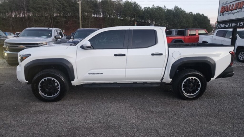 Used 2024 Toyota Tacoma Truck Double Cab
