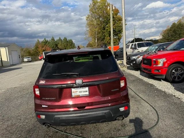 2019 Honda Passport Touring photo 3