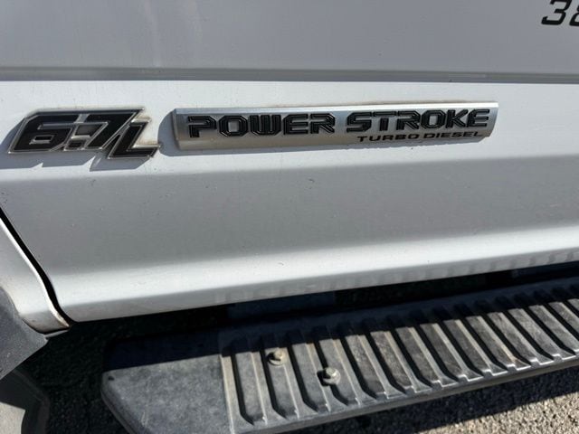 2019 Ford F-450 Super Duty Chassis Cab XL - Photo 8