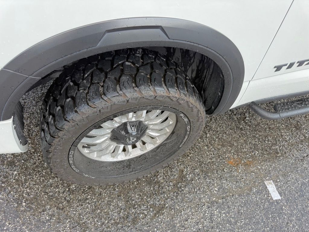 2022 Nissan Titan PRO-4X - Photo 19
