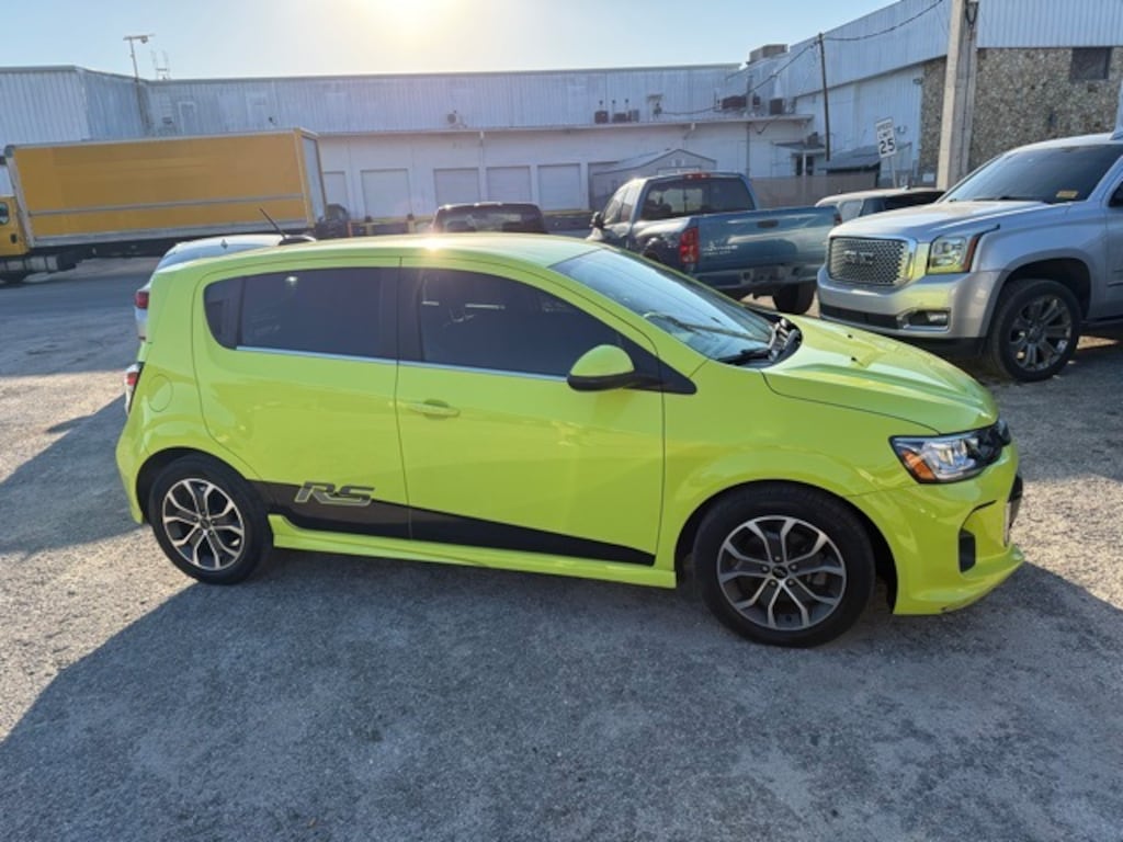 Used 2019 Chevrolet Sonic LT Auto w/1SD Hatchback