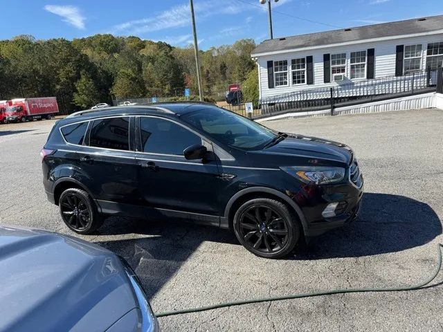 2018 Ford Escape SE photo 2