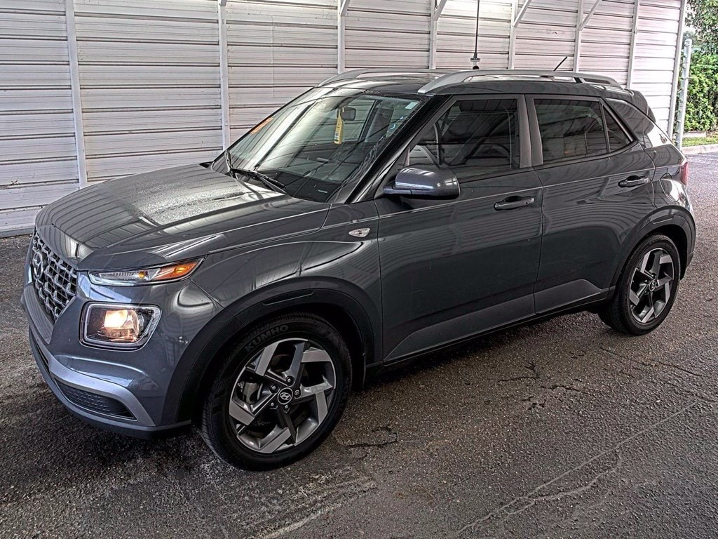 2024 Hyundai Venue SEL
