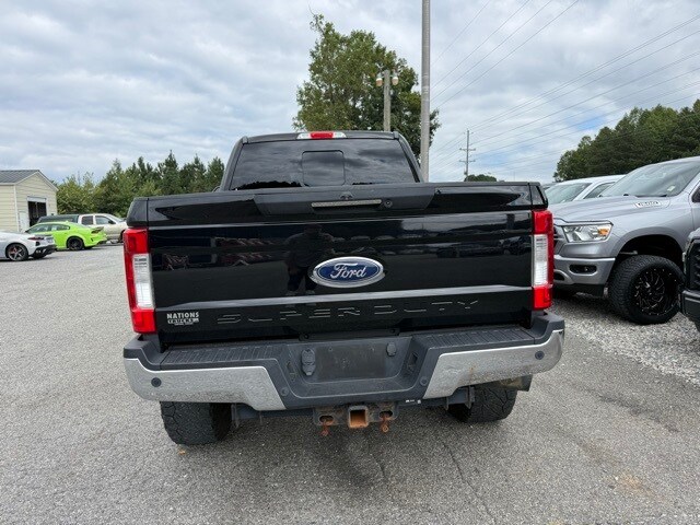 2017 Ford F-250 Lariat photo 4
