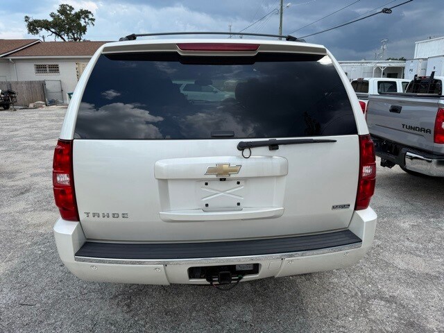 2011 Chevrolet Tahoe LTZ photo 2