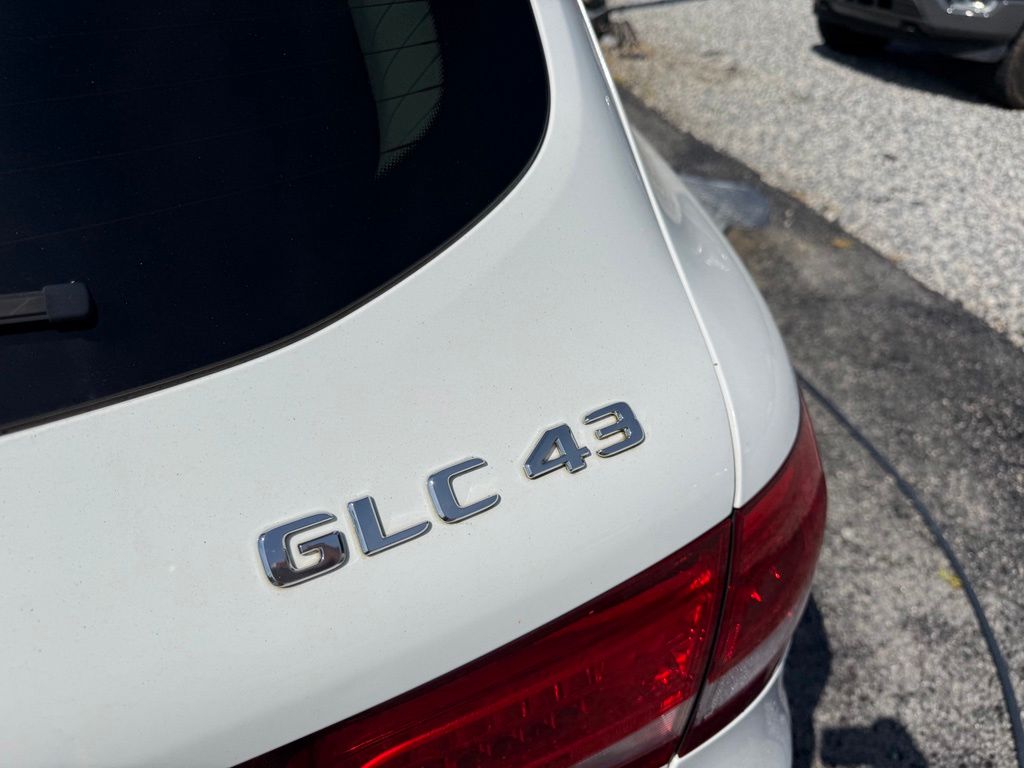2017 Mercedes-Benz GLC AMG GLC43 - Photo 5