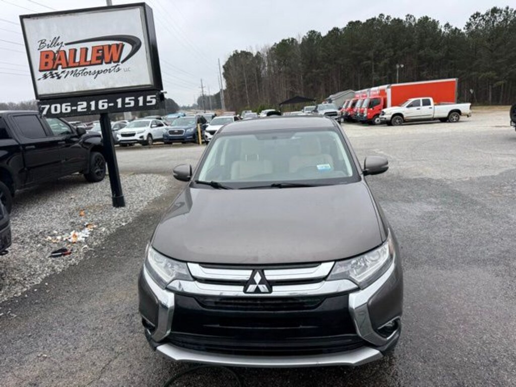 Used 2017 Mitsubishi Outlander CUV