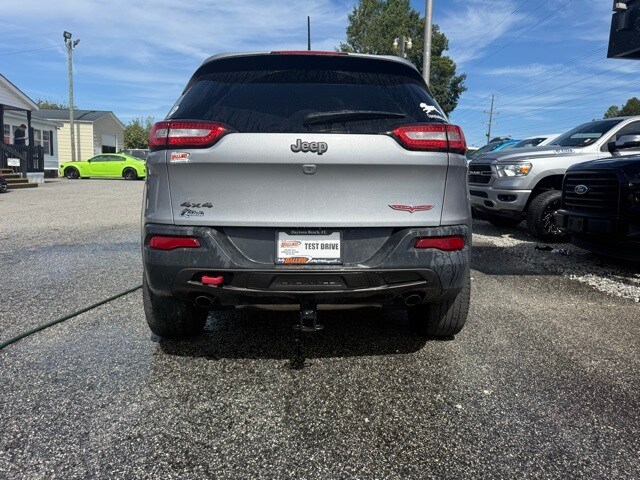 2015 Jeep Cherokee Trailhawk photo 3