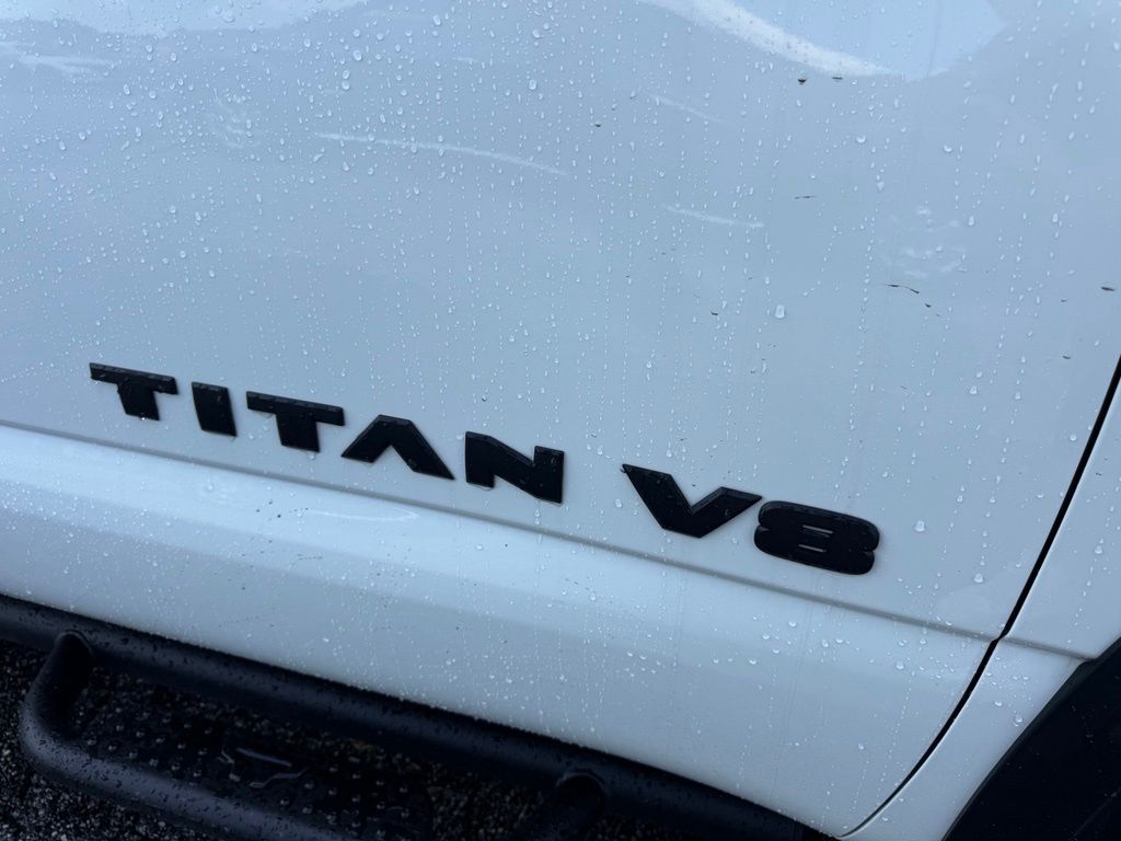 2022 Nissan Titan PRO-4X - Photo 7