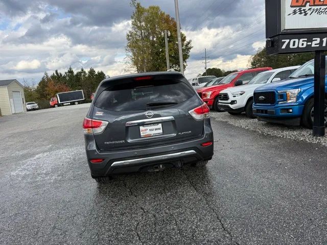 2014 Nissan Pathfinder Platinum photo 4