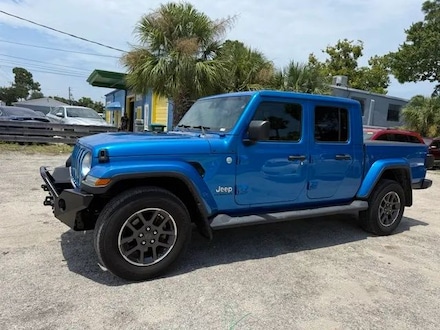 2020 Jeep Gladiator Overland Truck Crew Cab