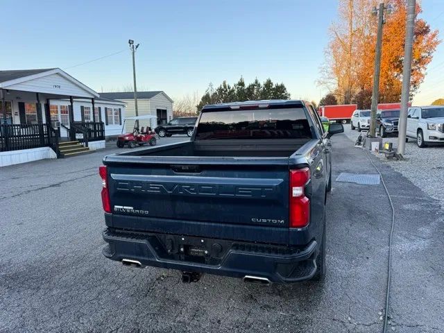 2020 Chevrolet Silverado Custom photo 4