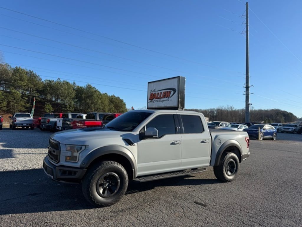 Used 2017 Ford F-150 Raptor Truck SuperCrew Cab
