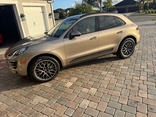2016 Porsche Macan S