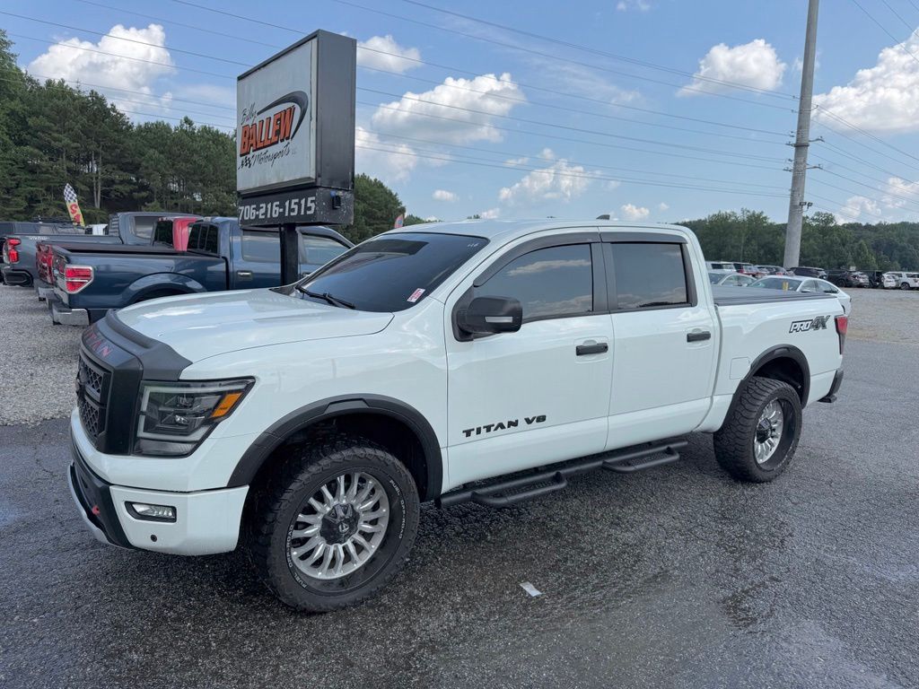 2022 Nissan Titan PRO-4X 4X4 Crew Cab's photo