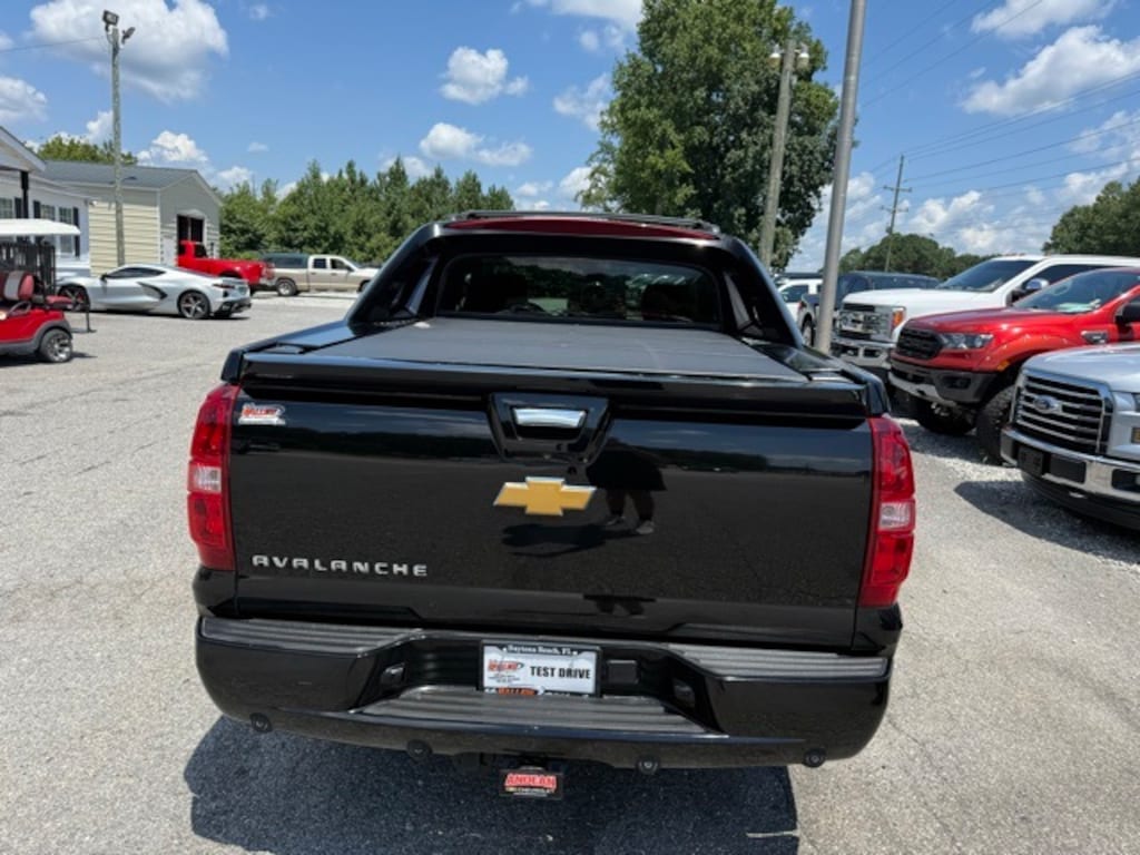 Used 2013 Chevrolet Avalanche LTZ Black Diamond Truck Crew Cab