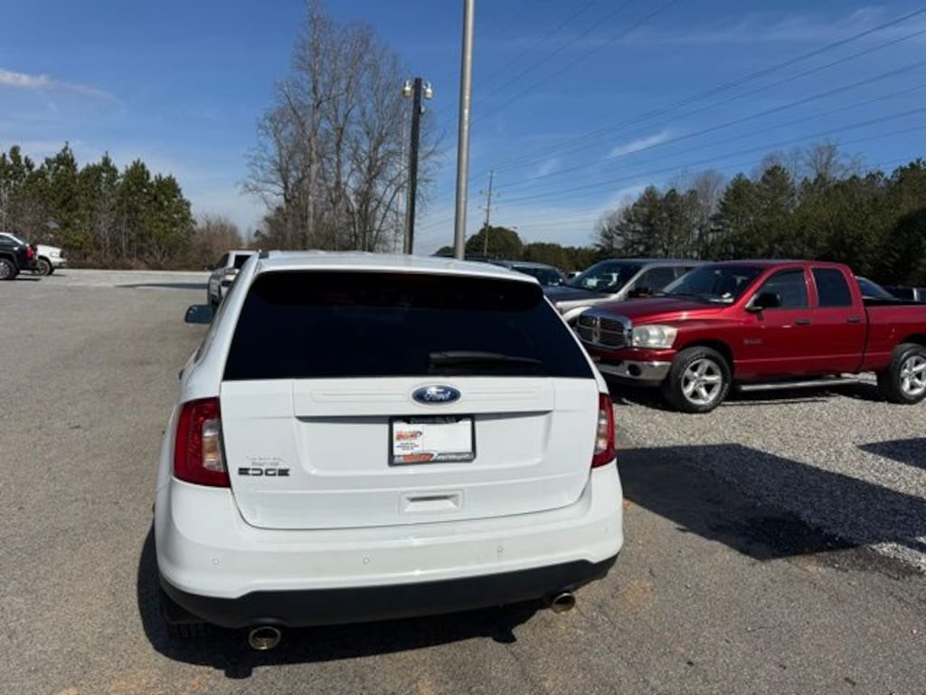 Used 2014 Ford Edge SE SUV