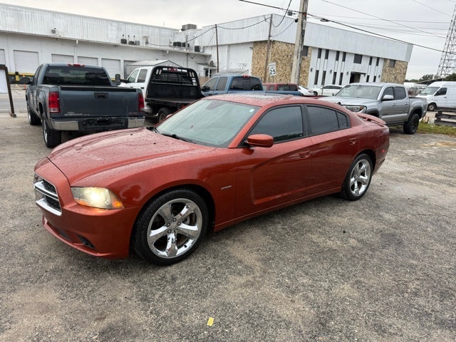 2013 Dodge Charger R/T's photo