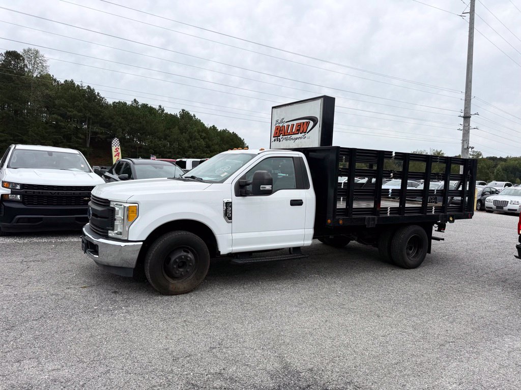 2017 Ford F-350 Super Duty Chassis Cab