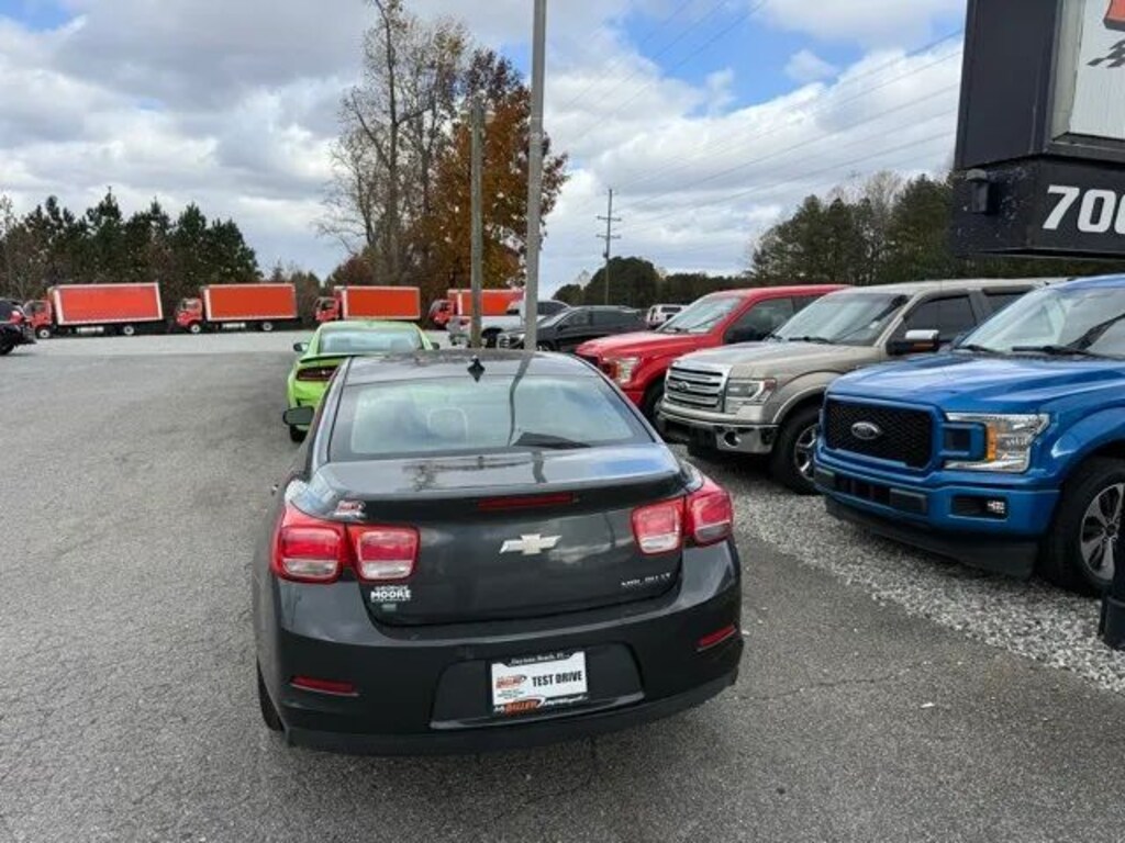 Used 2015 Chevrolet Malibu LT w/2LT Sedan