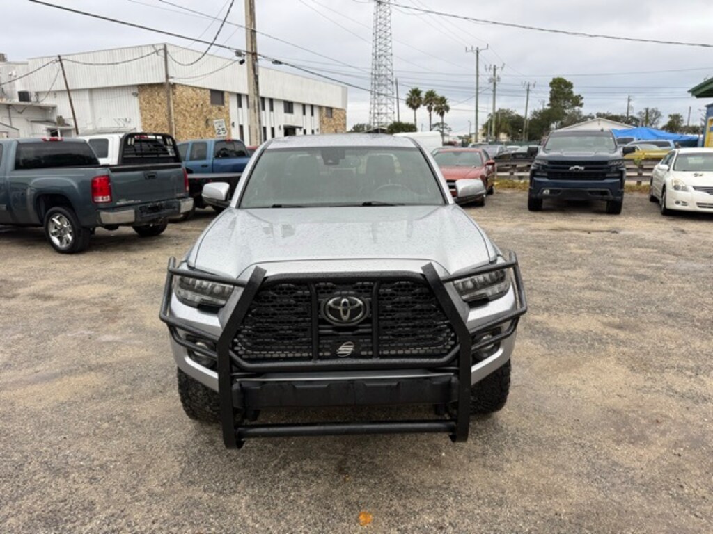 Used 2020 Toyota Tacoma Truck Double Cab