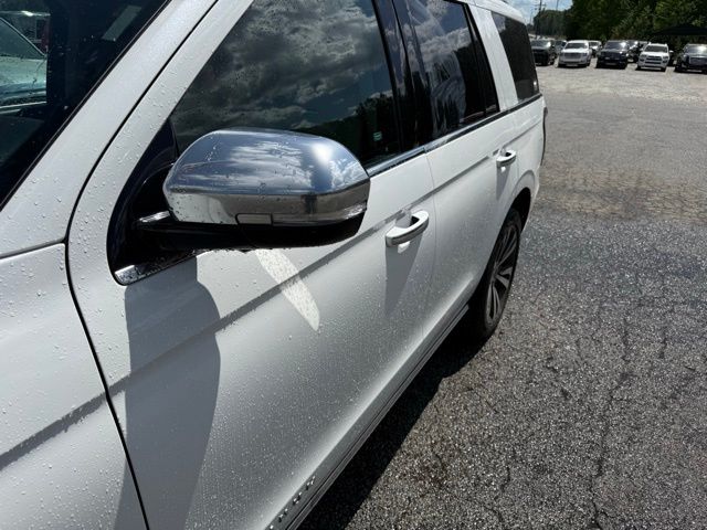 2020 Ford Expedition Platinum - Photo 18