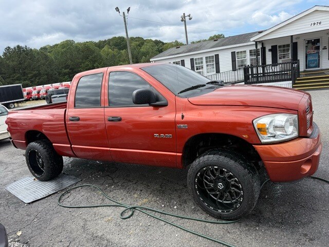 2008 Dodge Ram SLT photo 3