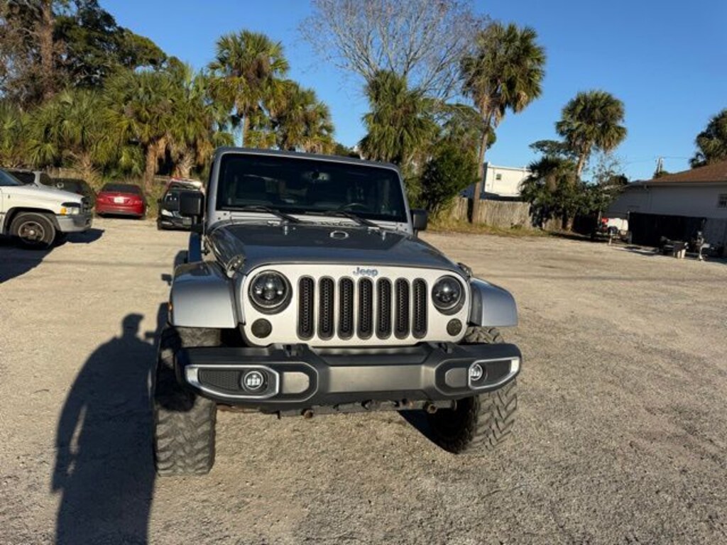 Used 2013 Jeep Wrangler Unlimited Rubicon SUV