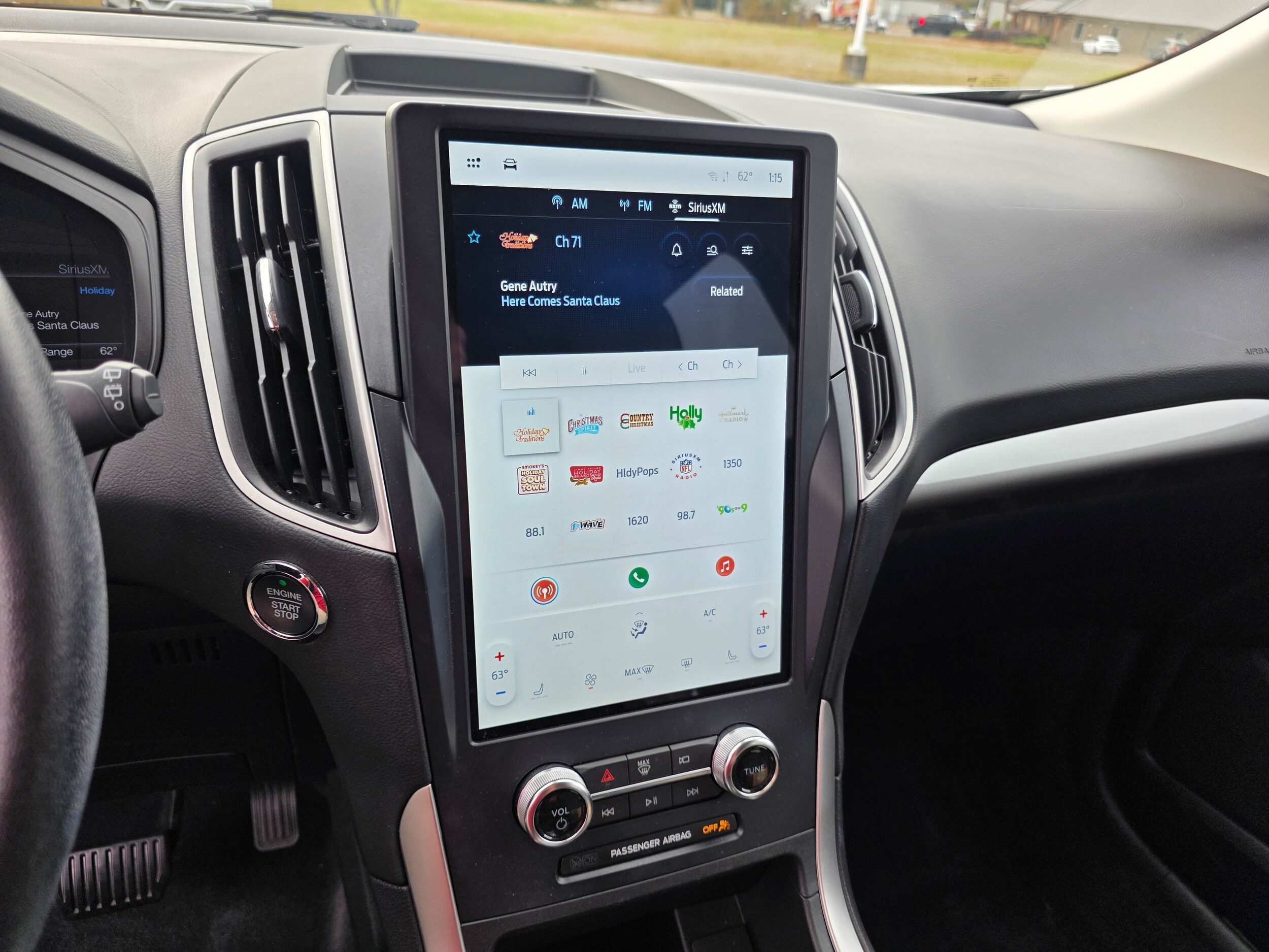 2024 Ford Edge SEL - Photo 9