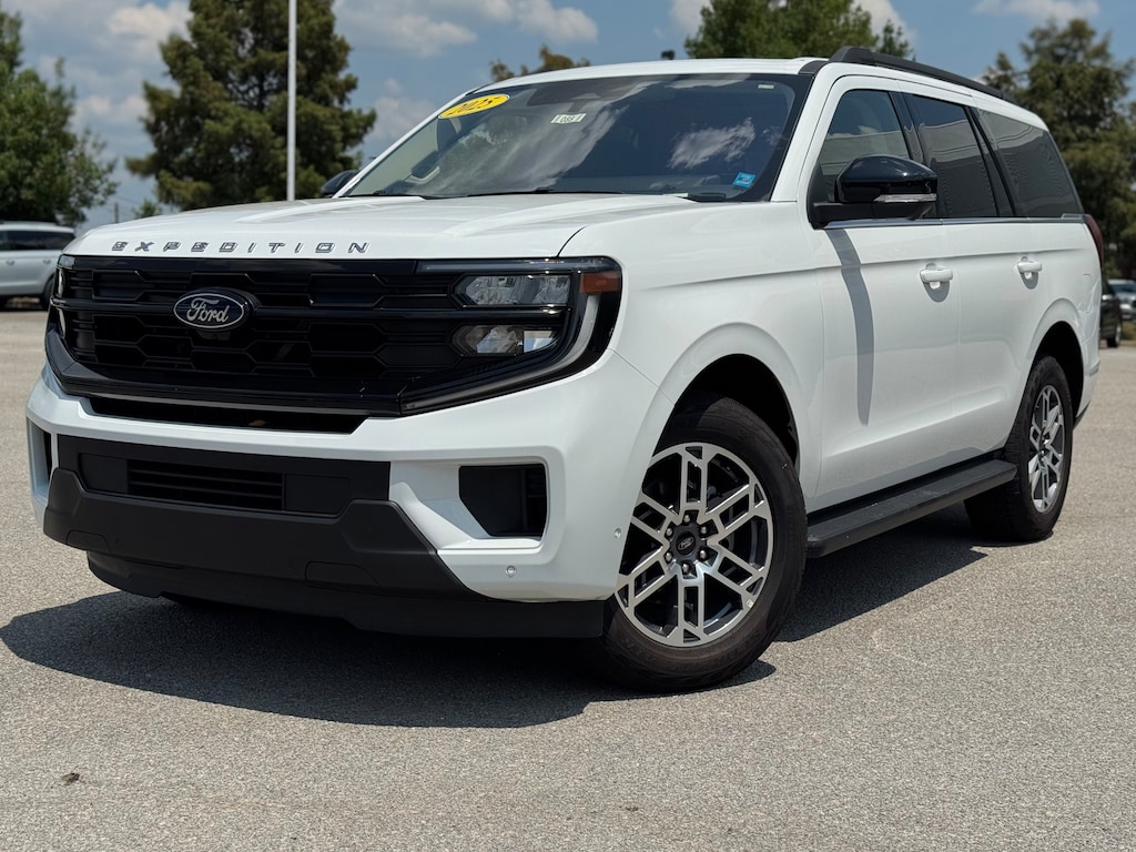 Used 2025 Ford Expedition Active SUV