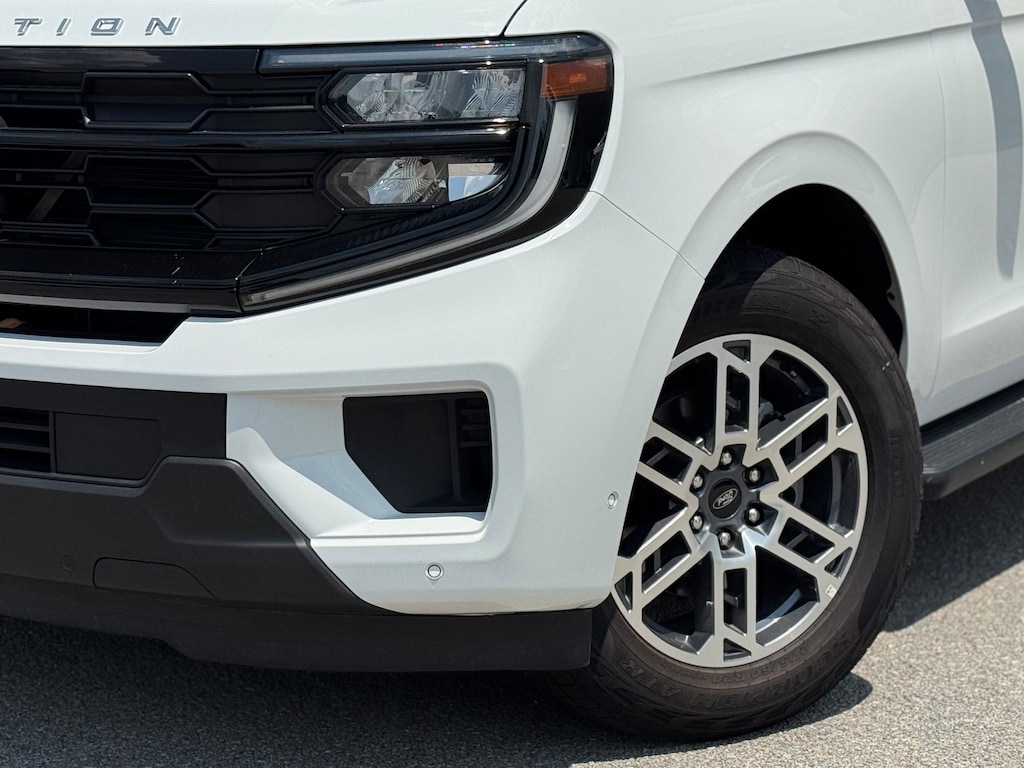 Used 2025 Ford Expedition Active SUV