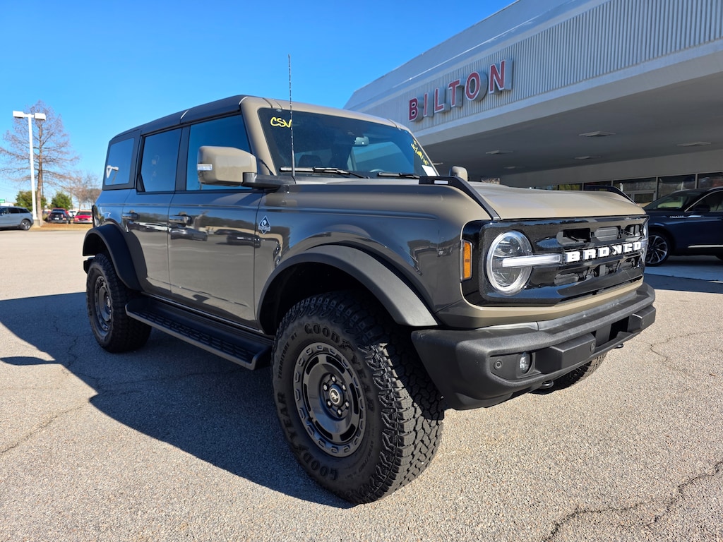 Used 2025 Ford Bronco Outer Banks SUV