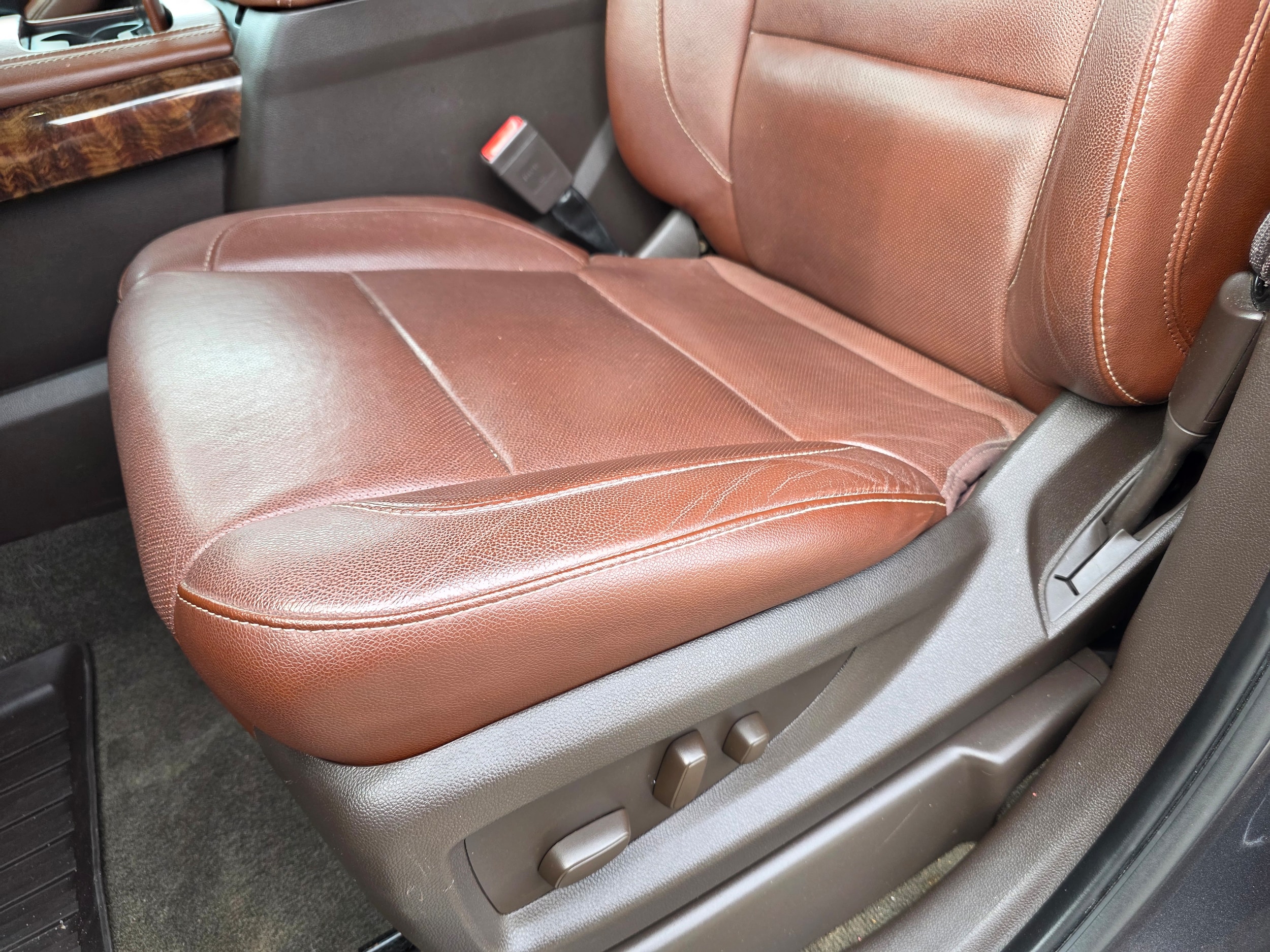 2018 Chevrolet Suburban Premier - Photo 7