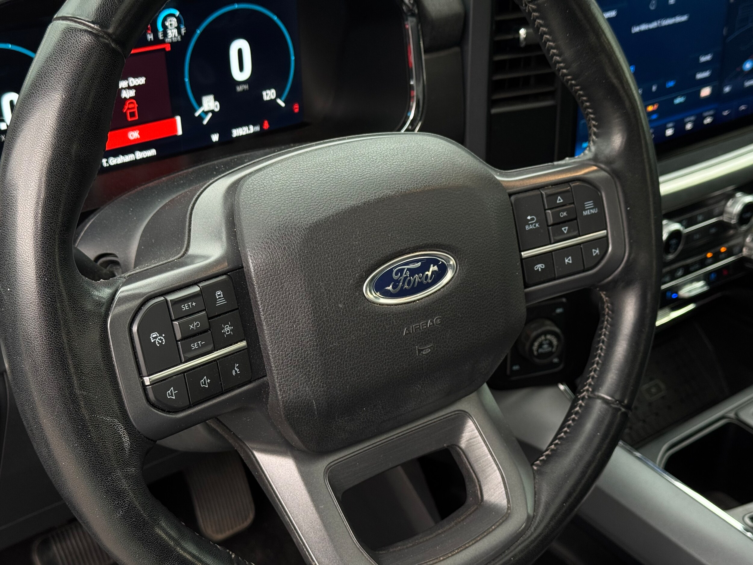 2023 Ford F-150 Lariat - Photo 9