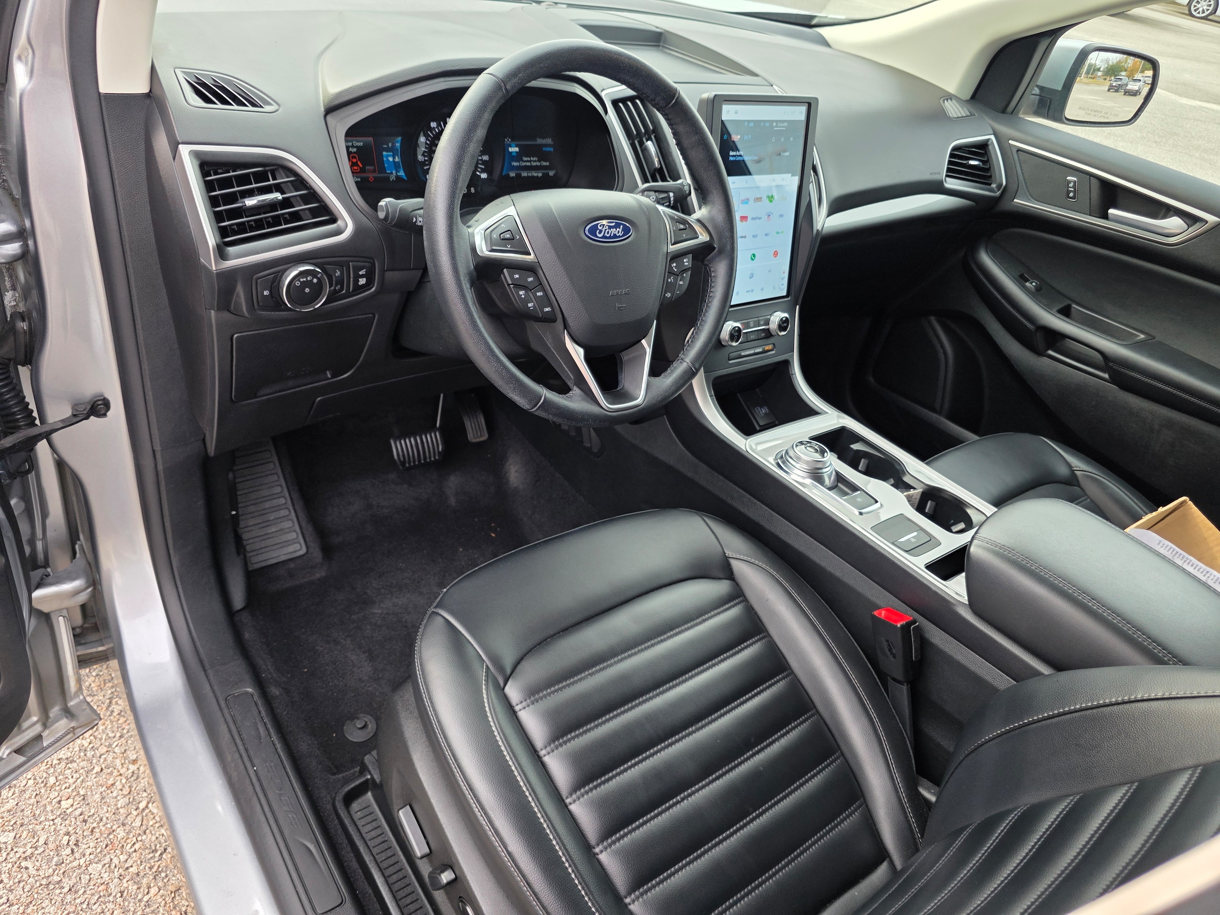 2024 Ford Edge SEL - Photo 6