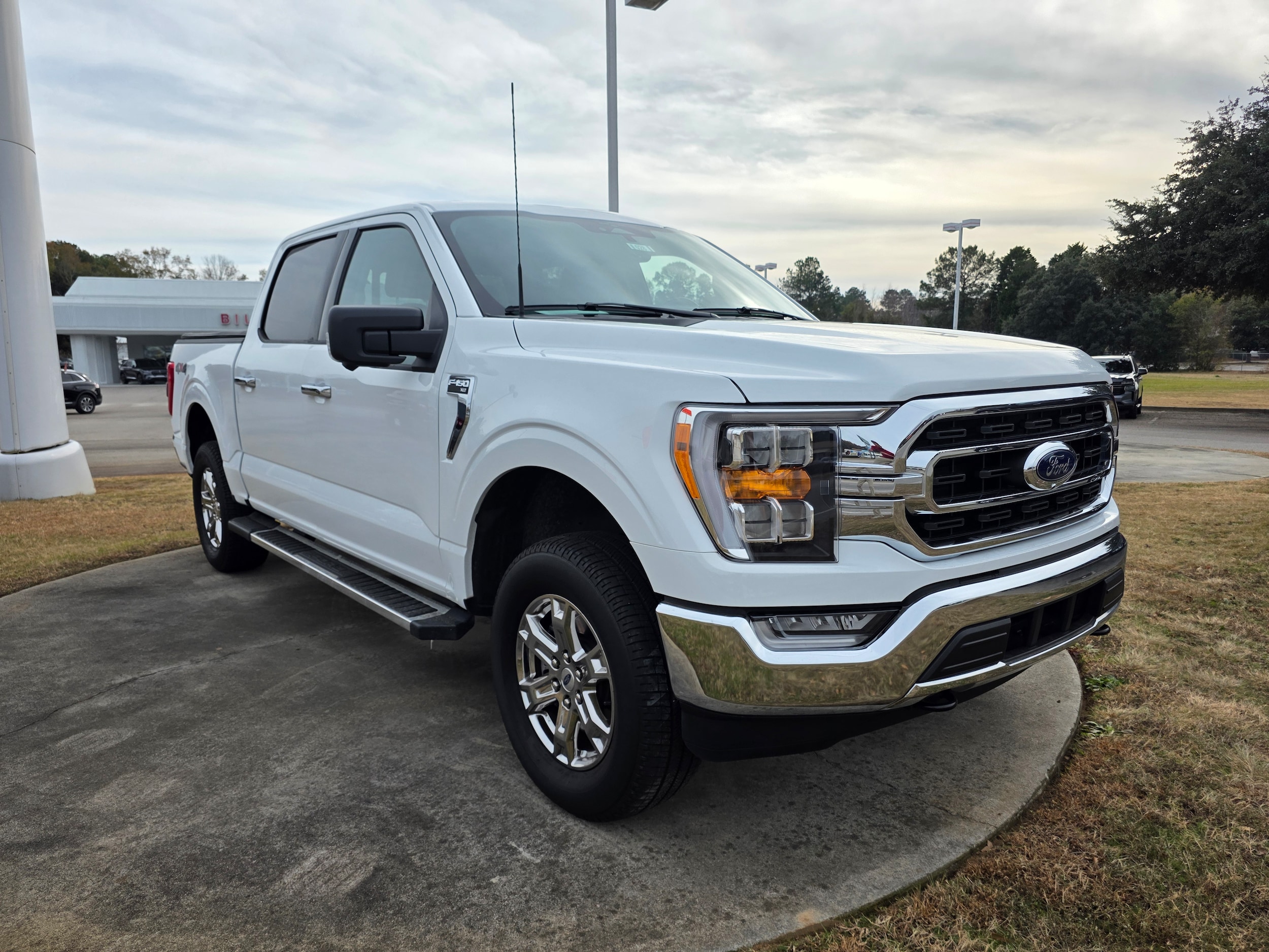 2023 Ford F-150 XLT's photo