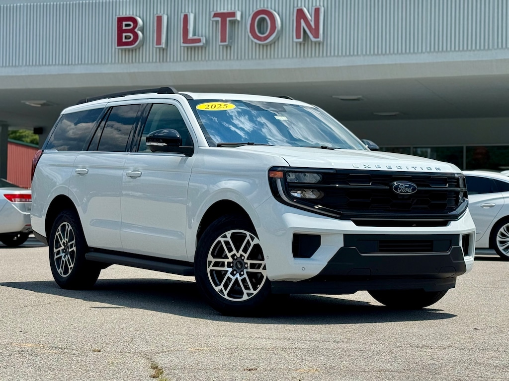 Used 2025 Ford Expedition Active SUV