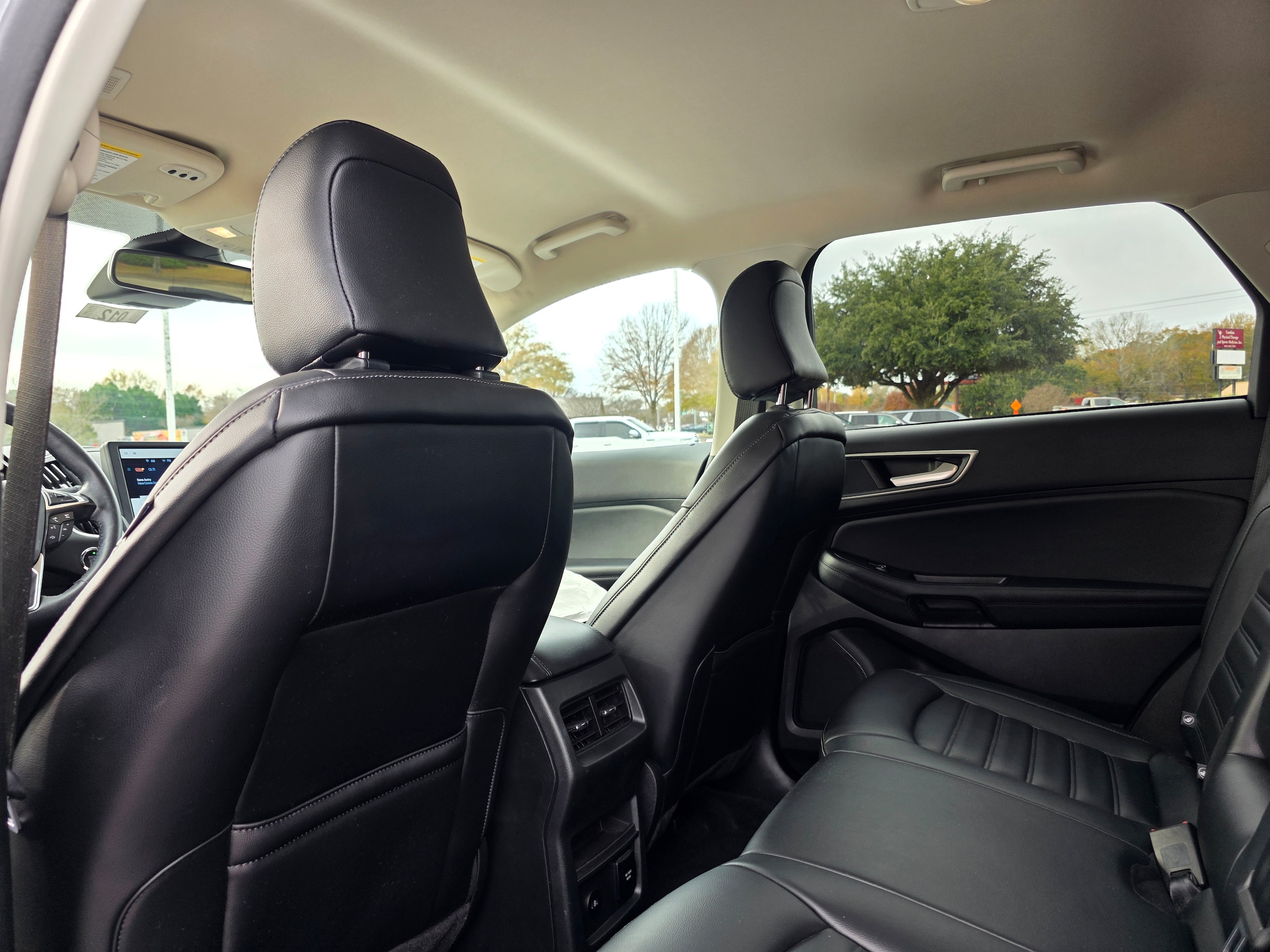 2024 Ford Edge SEL - Photo 13