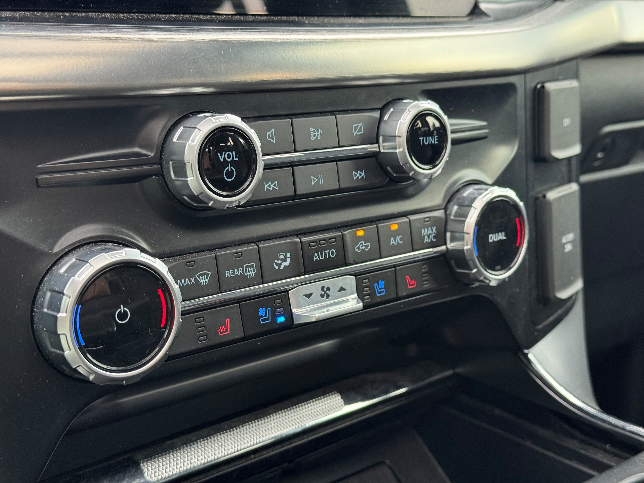 2023 Ford F-150 Lariat - Photo 23