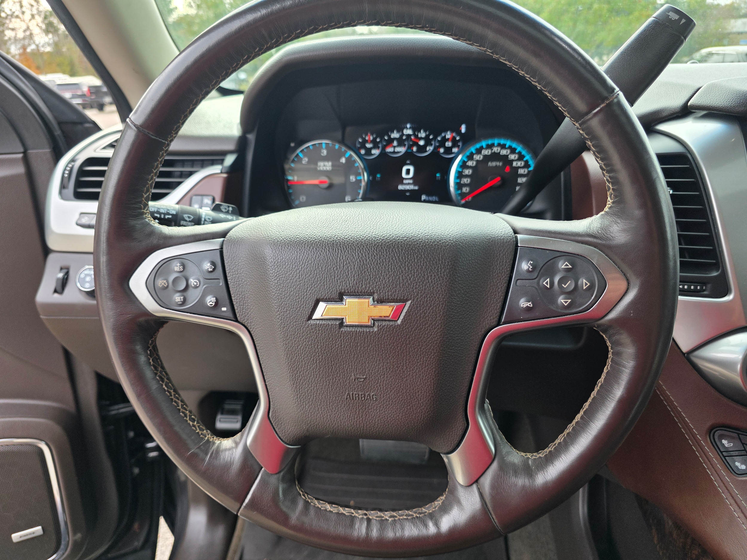 2018 Chevrolet Suburban Premier - Photo 12