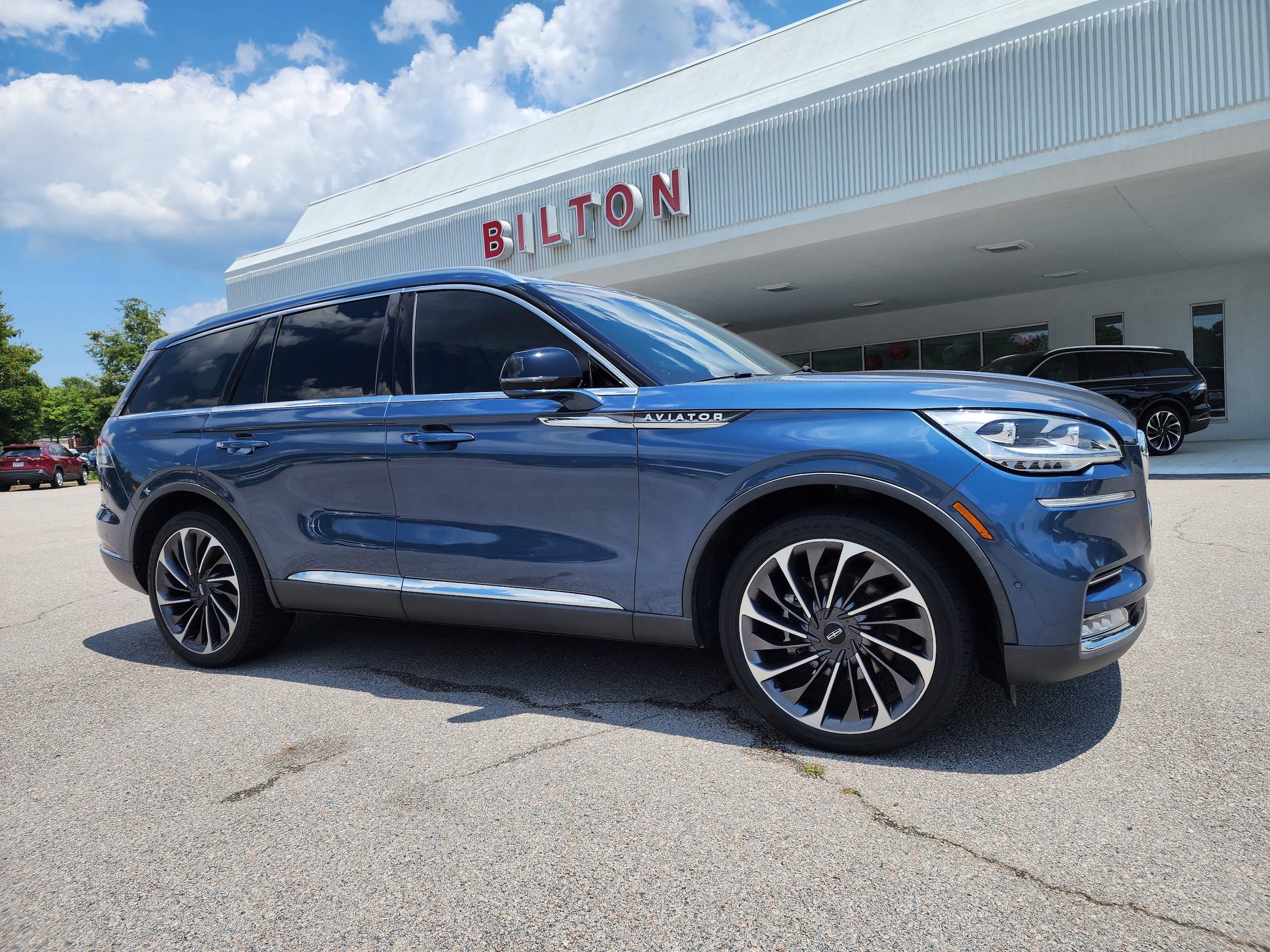 Used 2020 Lincoln Aviator Reserve with VIN 5LM5J7XC2LGL10828 for sale in Sumter, SC